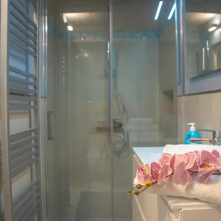 Casa King- Welchome Каннобио